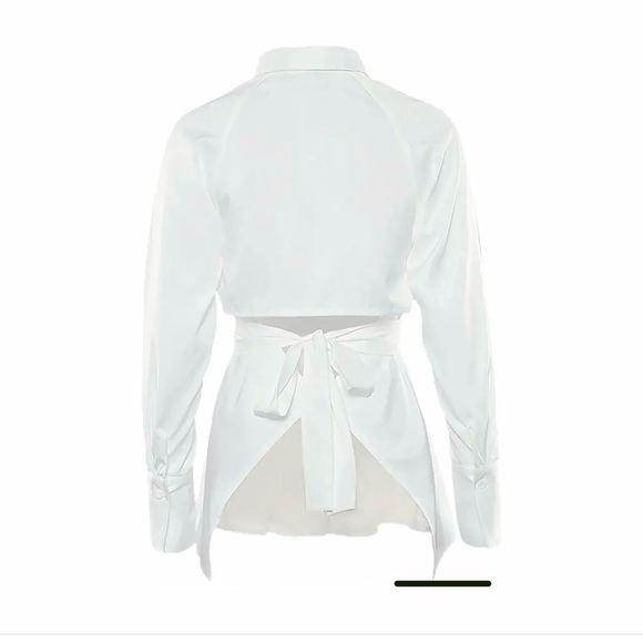 🆕#29~NWT COMMENSE Cut Out Button Down Collar White Shirt, Size Small - Picture 3 of 13